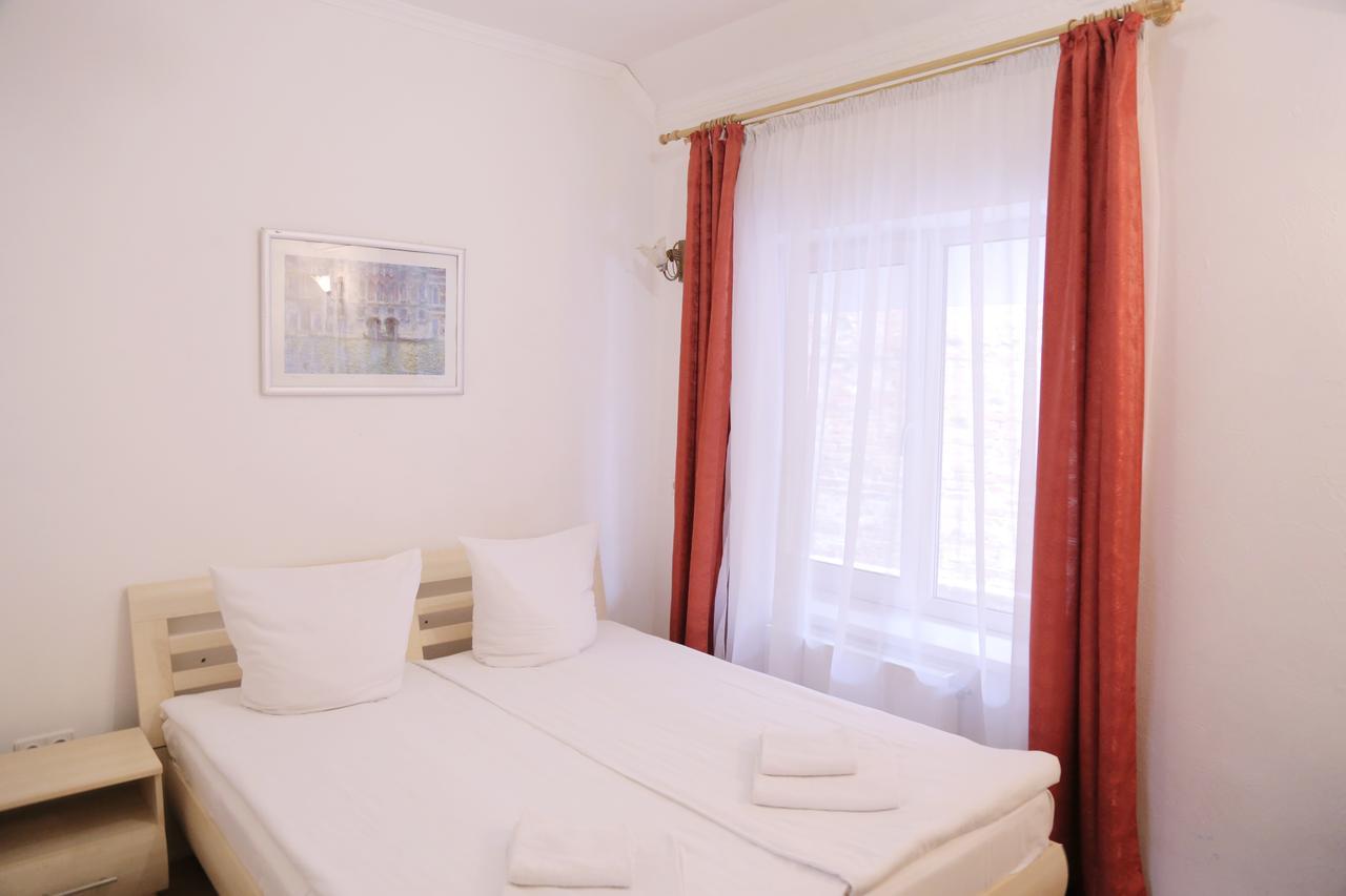 Gracia Hotel Berehowo Zewnętrze zdjęcie