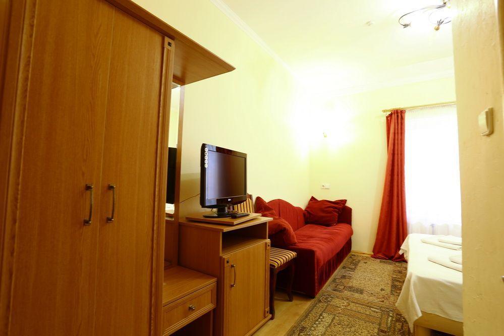 Gracia Hotel Berehowo Zewnętrze zdjęcie